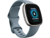 ORE FITBIT SMART VERSA 4 BLUE/PLATINUM